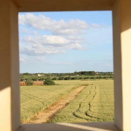 Casa vacanze Casale Cariddi Sant Isidoro (Apulia)