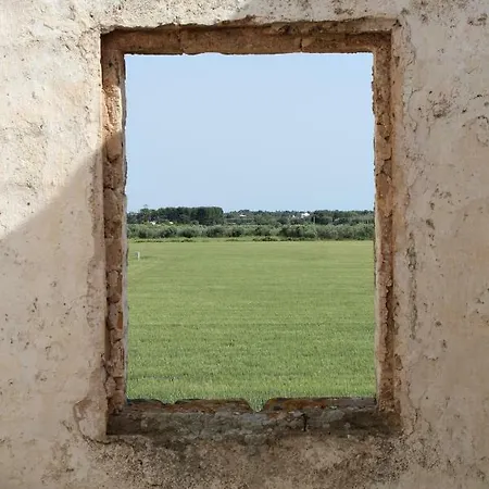 Casale Cariddi Casa vacanze Sant Isidoro (Apulia)